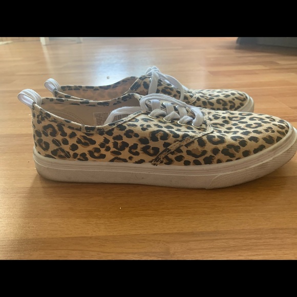 H&M leopard print sneakers - Picture 2 of 2